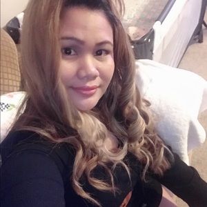 Meet your Posher, Ems